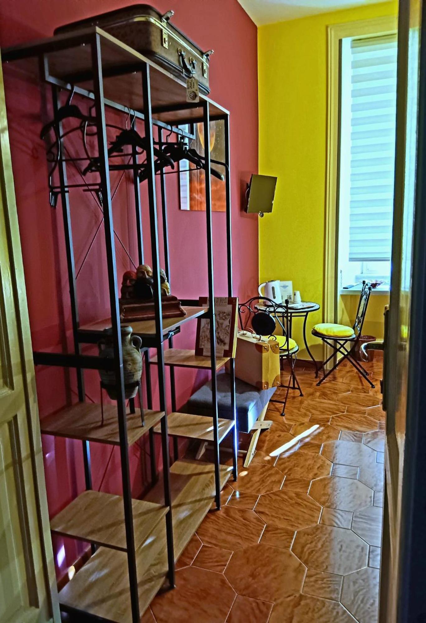 Non Ci Resta Che Napoli Bed & Breakfast Exterior photo
